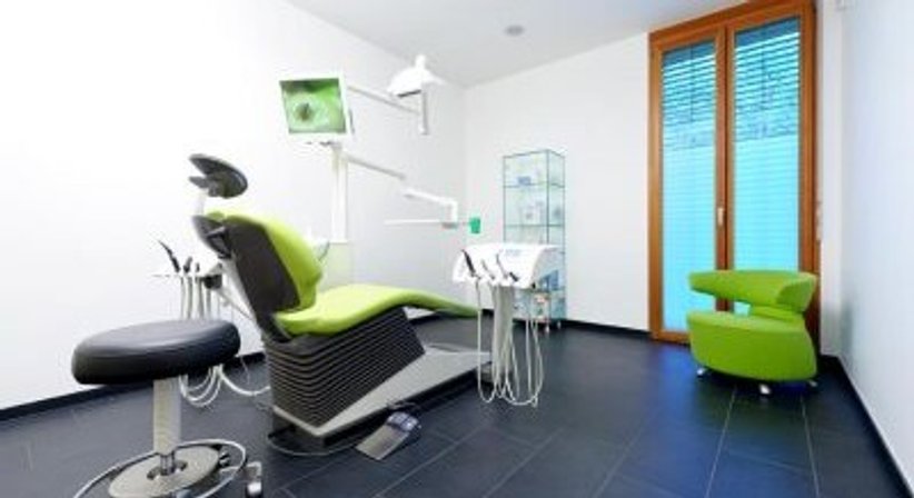 Zahnärztliche Chirurgie bei Dr. med. dent. Frank Bargon