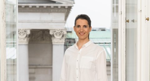 DDr. Elisabeth Pittschieler - Zahnärztin Wien 1010