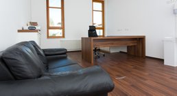 Dr. Sahba Enayati - Internist Wels 4600