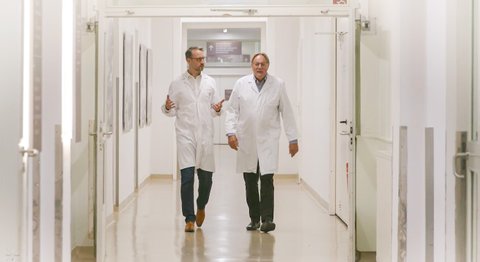 Dr. med. univ. David Fengler - Orthopäde Wien 1080