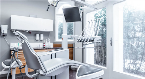 Dr. Viktor Angelov, MSc. - Zahnarzt Wien 1190