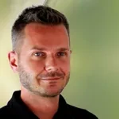 Dr. Ingo Moosbauer - Zahnarzt Linz 4020
