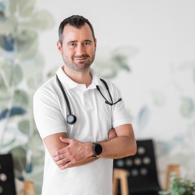 Dr. med. univ. Christoph Schönauer - Internist Wien 1140