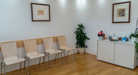OÄ Dr. Meral Saglam - Psychiaterin Wien 1130