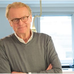 Dr.med.univ. Manfred Glössel - Zahnarzt Wien 1060