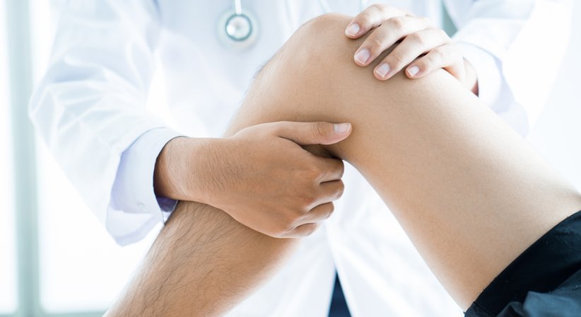 Operative Behandlung eines Fallfußes (Ersatz für eine orthopädische Schiene) - Dr. Günter Schmid - Plastischer Chirurg Feldkirch 6800