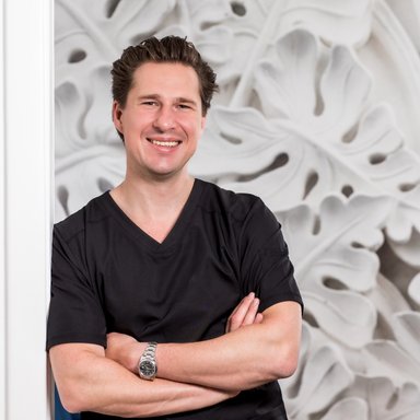 Dr. med univ. Christian Wolf, Executive MBA - Plastischer Chirurg Salzburg 5020
