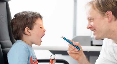 Dr. Christian Ginzel - Augenarzt Wien 1220