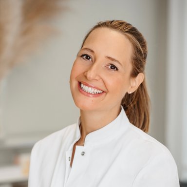 Dr. Nicola Neuhold - Hautärztin Wien 1070