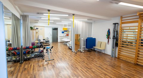 Dr. med. Ramin Ilbeygui - Orthopäde Frauenkirchen 7132