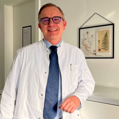 OA Dr. Jens Schneider, FEBVS - Gefäßchirurg Wien 1180