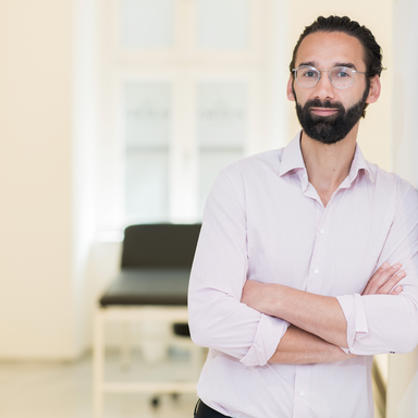 Dr. med. univ. Dani Lutfi - Plastischer Chirurg Wien 1080