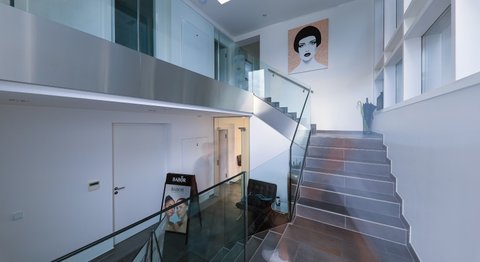 Dr. Philipp Mayr - Plastischer Chirurg Leonding 4060