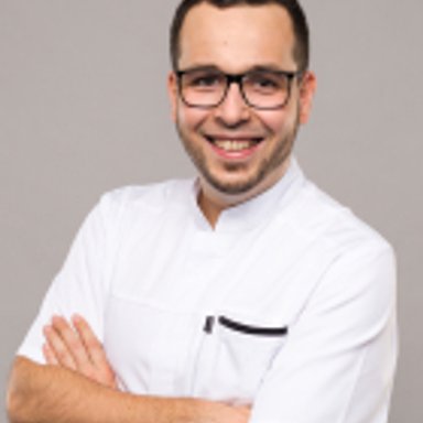 Dr. med. dent. Claudio Drog - Zahnarzt Aspang Markt 2870