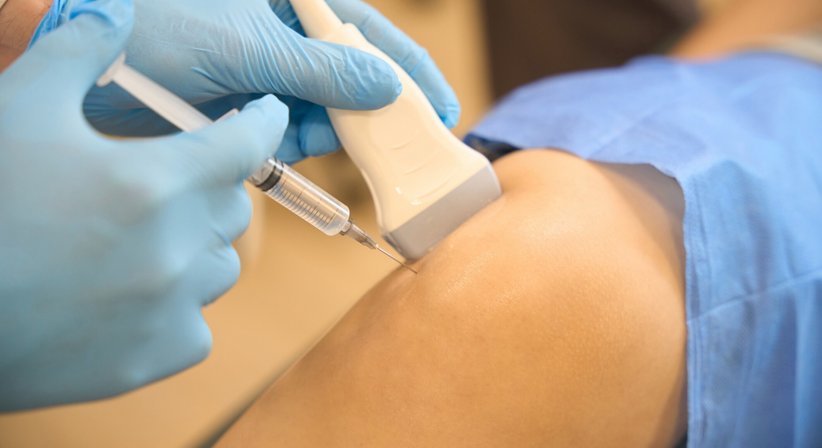 Ultraschall gezielte Infiltration - Dr. Sabine Streubel - Unfallchirurgin Ladendorf 2126