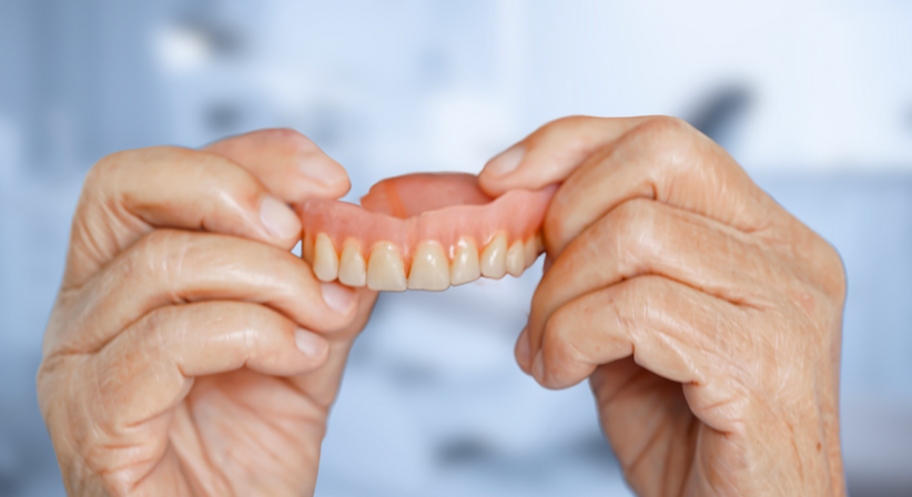 Zahnprothesen - Dr. Alexander Puchner, MSc - Zahnarzt Neunkirchen 2620