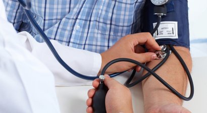 Schwer einstellbarem Blutdruck (Hypertonie)