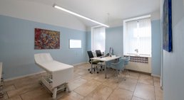 OA Dr. Michael Yaser Akta - Orthopäde Wien 1070