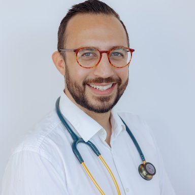 Dr. Maximilian Hinzpeter - Praktischer Arzt Wien 1050