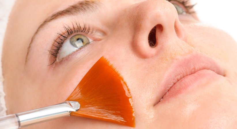 Medizinisch-Kosmetische Gesichtsbehandlungen - Dr. Daniela Rieder - Plastische Chirurgin Krems 3500