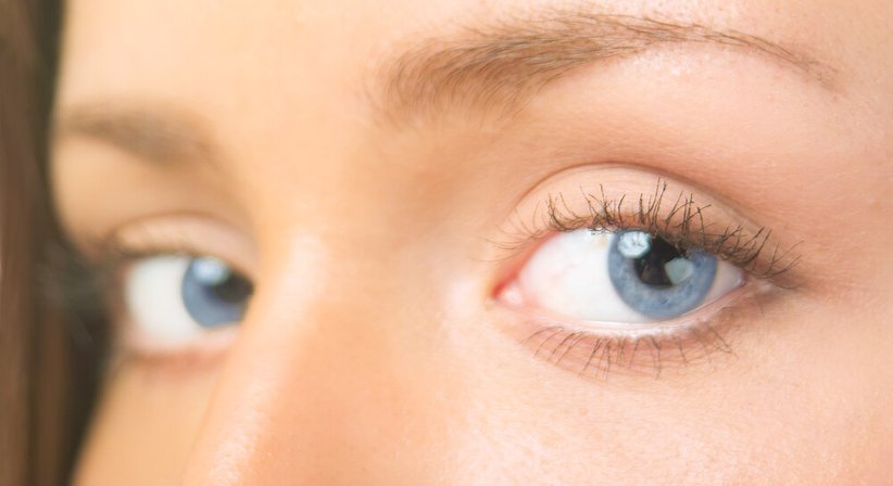 Ober- und Unterlidstraffung - Dr. Daniela Rieder - Plastische Chirurgin Krems 3500