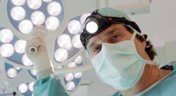 OA Dr. Wolfgang Rohrbacher - Plastischer Chirurg Wien 1130