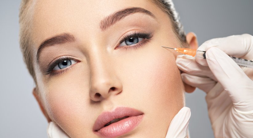 Faltenunterspritzung, Botox - OA Dr. Wolfgang Rohrbacher - Plastischer Chirurg Wien 1130