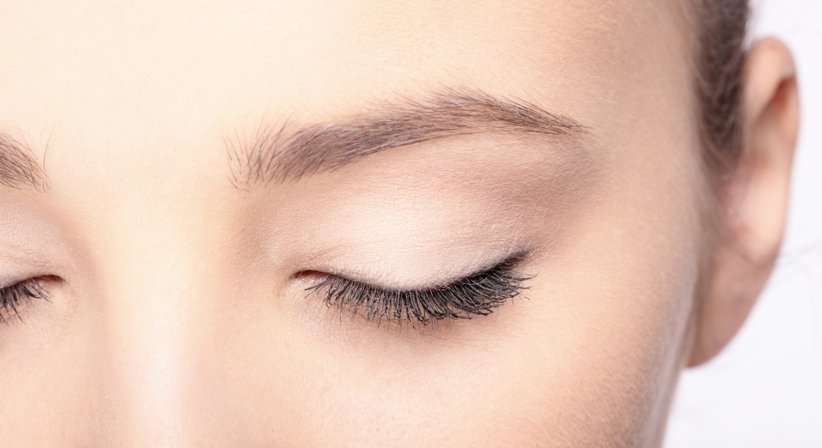 Lidkorrektur - OA Dr. Wolfgang Rohrbacher - Plastischer Chirurg Rassing 3141