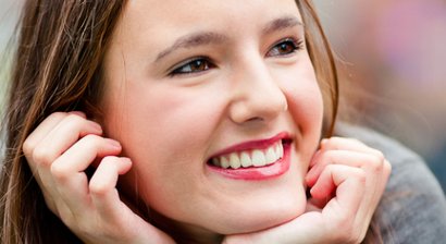 Innenliegende Zahnregulierungen