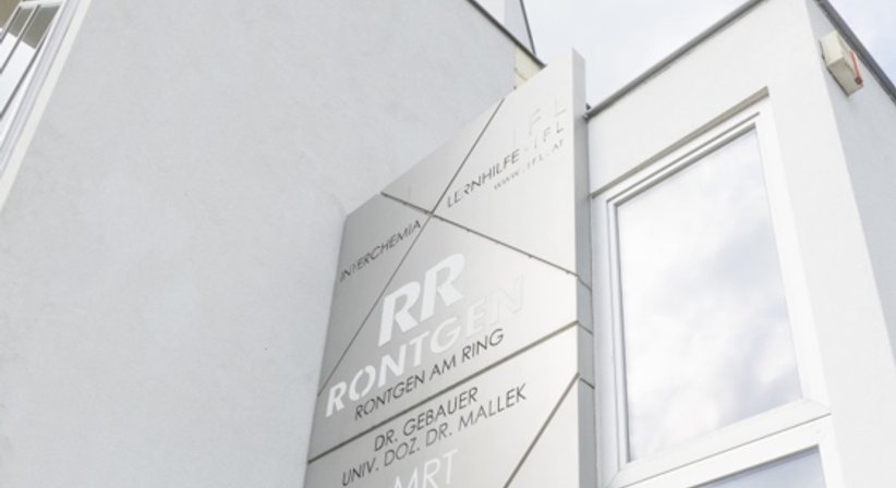 MRT Untersuchung - Assoc. Prof. Priv.-Doz. Dr. Klaus M. Friedrich - Radiologe Baden 2500