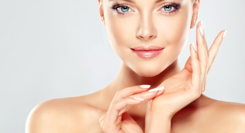 Facelift - Dr. Sabine Apfolterer, MBA - Plastische Chirurgin Baden 2500