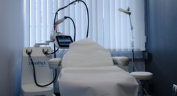 Dr. Sabine Apfolterer, MBA - Plastische Chirurgin Baden 2500
