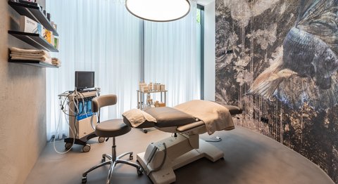 Dr. Sabine Apfolterer, MBA - Plastische Chirurgin Wien 1030