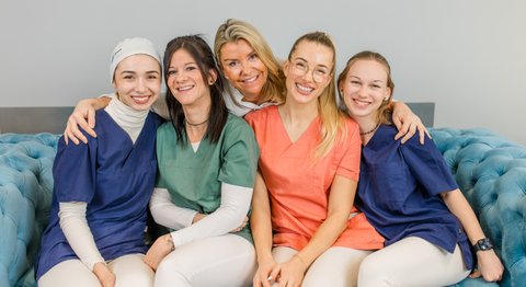 Dr. Birgit Hofer - Zahnärztin Wien 1010