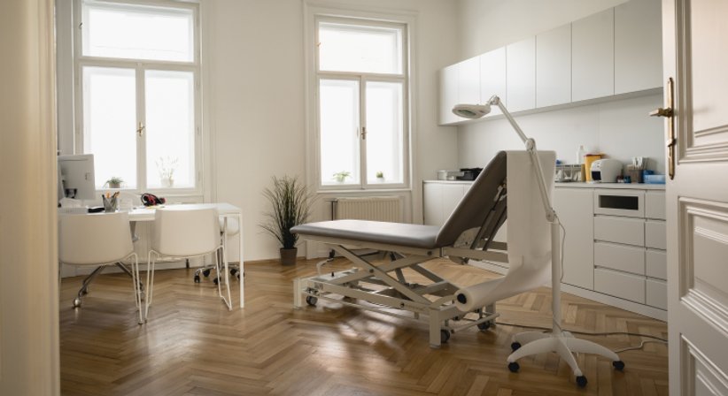 Dr. med. Eva Schornsteiner - Orthopädin Wien 1080