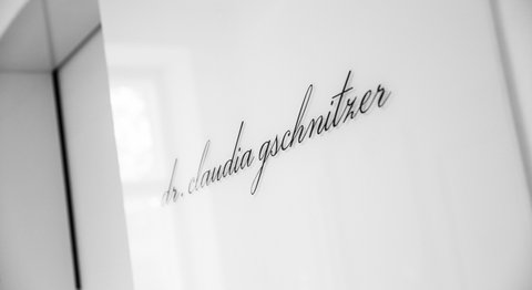 Dr. Claudia Gschnitzer - Plastische Chirurgin Wien 1090
