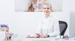 Dr. Claudia Gschnitzer - Plastische Chirurgin Wien 1090