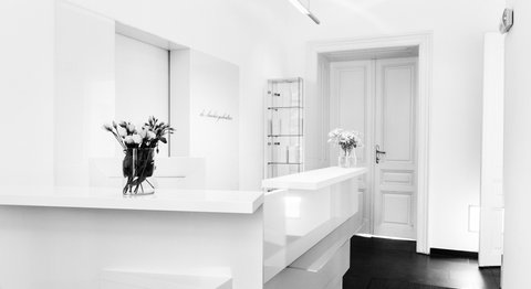 Dr. Claudia Gschnitzer - Plastische Chirurgin Wien 1090