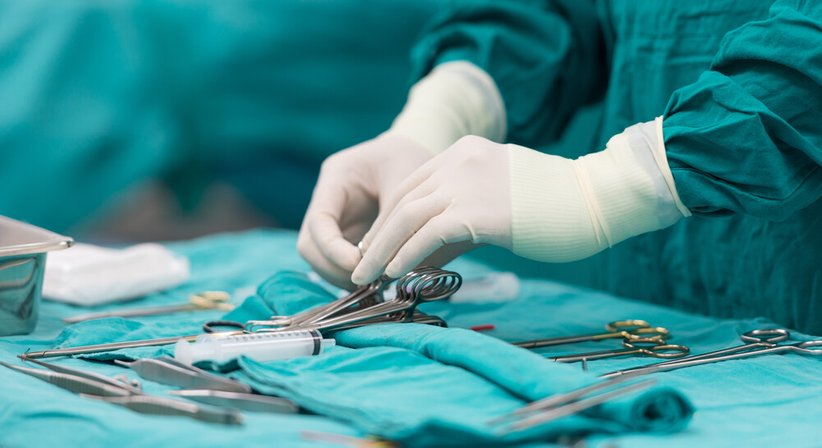 Knochenbruch-Operationen, Versorgung von periprothetischen Frakturen sowie operative Metallentfernung nach Frakturen - Priv.-Doz. DDr. Maximilian Kasparek, MSc - Orthopäde Wien 1180