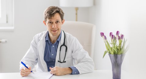 Dr. Felix Knöbel - Endokrinologe Wien 1230