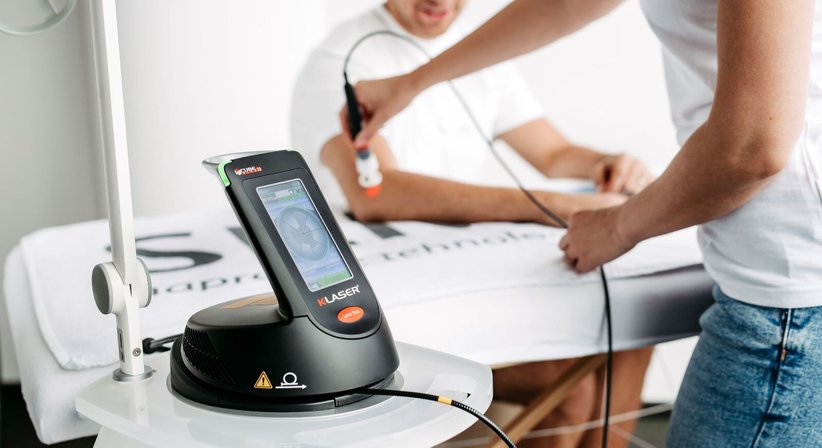 Lasertherapie - OA Dr. Dominik Meraner - Orthopäde Hornstein 7053