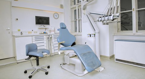 DDr. Ronald Ringl - Zahnarzt Wien 1030