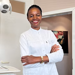 Dr.med.dent. Dr. med. dent. Claudine-Florence Yumbu-Kondi, BA - Zahnärztin Salzburg 5020