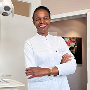 Dr.med.dent. Claudine-Florence Yumbu., BA - Zahnärztin Salzburg 5020