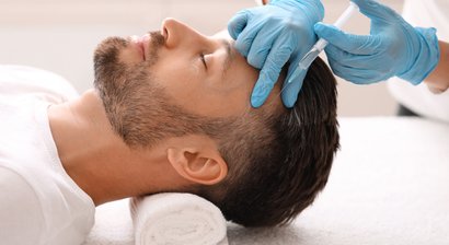 Natürliche Regeneration mit der Eigenbluttherapie für Haut & Haare