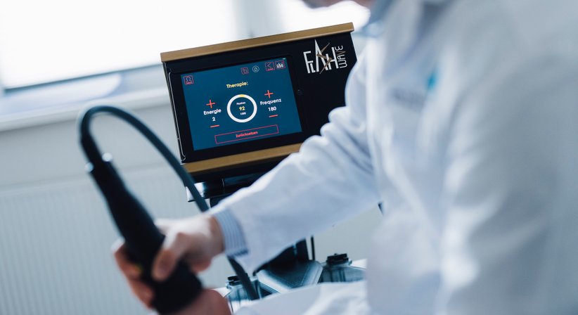 Fokussierte Stoßwellentherapie - Dr. Lukas Fraißler - Orthopäde Gröbming 8962