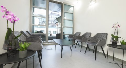 Dr. Karin Stengg, D.O. - Unfallchirurgin Wien 1010
