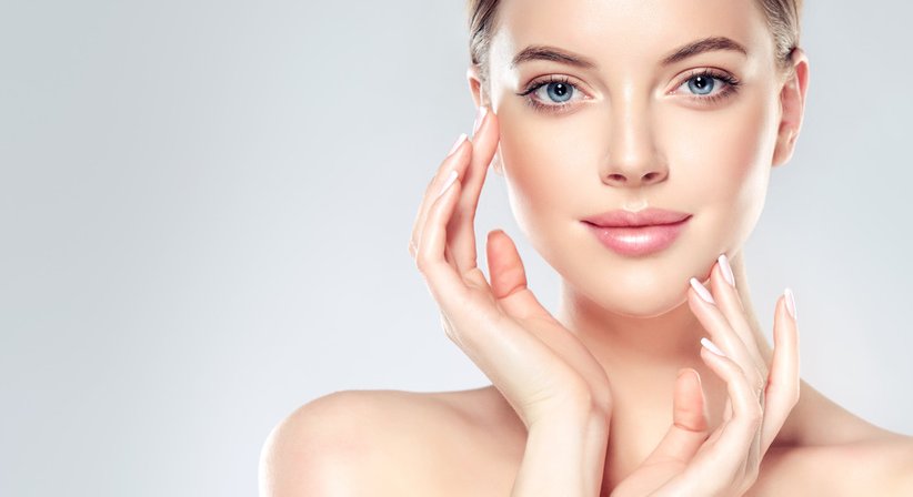 Faltenbehandlung mit Botulinum-Toxin und Hyaluronsäure - Dr. Christoph Grill - Plastischer Chirurg Wien 1010