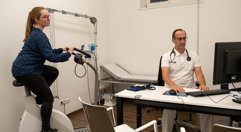 Dr. Ilyas Kozanli - Internist Wien 1190