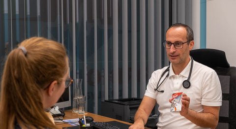 Dr. Ilyas Kozanli - Internist Wien 1190
